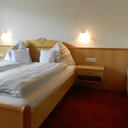 Grieswirt Konukevi 3*